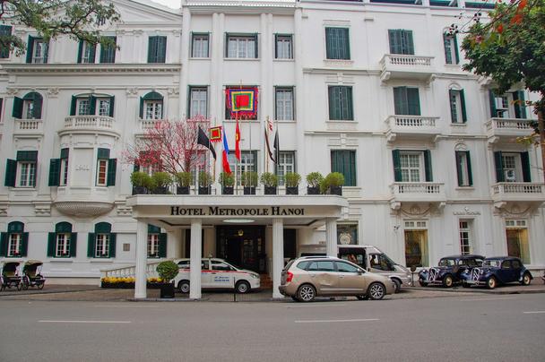 Neoklasicistická budova hotela Metropole Hanoi.