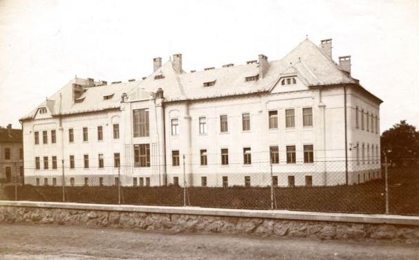 Budova nemocnice za monarchie