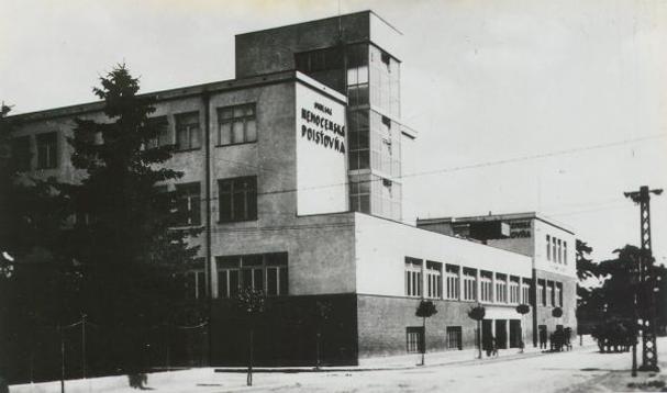 Budova nemocenskej poisťovne na Kollárovej ulici