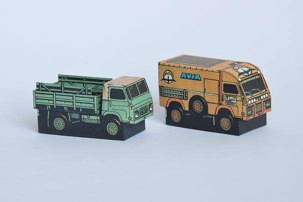 Saviem TP-3 (valník) a Avia A21 F (expedičná fikcia)
(W42+56, 1:100, Milan Weiner, abc 1991)