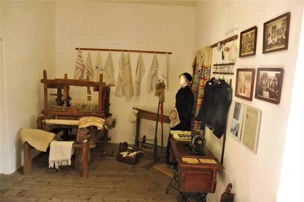 Tkáčstvo. Expozícia pukanskej histórie.