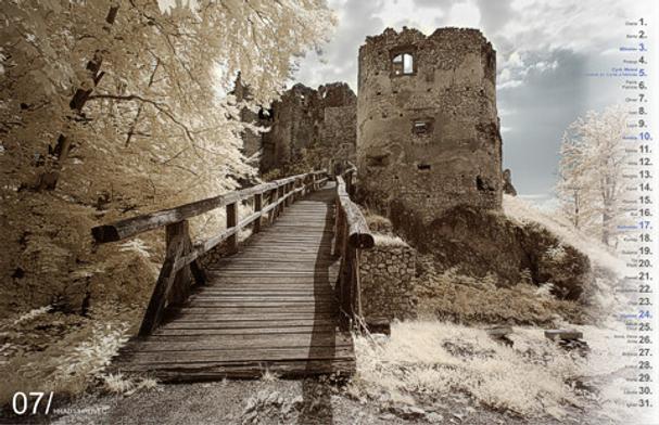 hrad Uhrovec