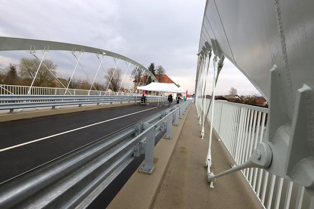 The new St. Barbara Bridge over the Ipeľ River connecting the Slovak village of Ipeľské Predmostie and the Hungarian village of Dregelypalank.