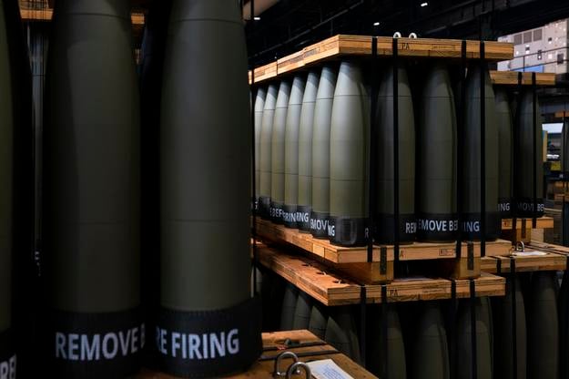 155 mm calibre artillery ammunition.