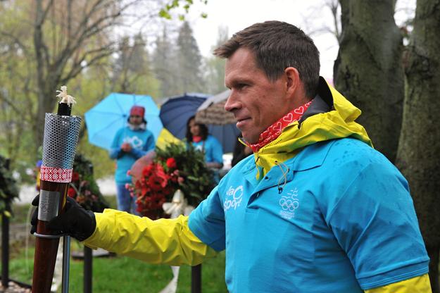 Water-slalom athlete Martikán ingites the Olympic torch 