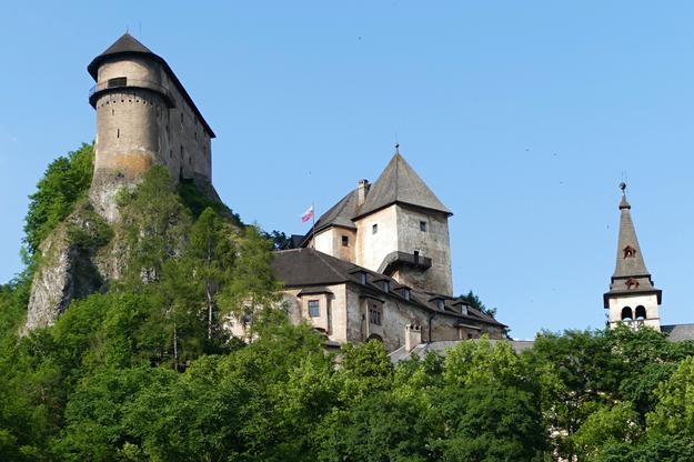 Orava castle