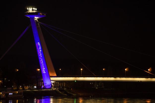 The "Stay strong, Slovakia!" message shines on the pillars of the UFO restaurant in Bratislava on April 6. 