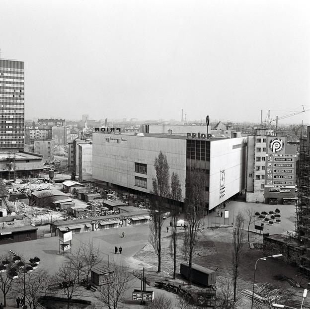 The Prior department store in 1973