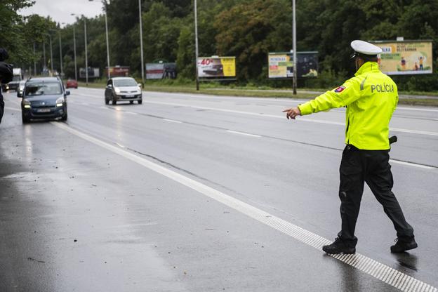On Monday, August 22, the police launched the nationwide "Responsibility" campaign, which is intended to draw attention to the dangers of alcohol behind the wheel. Drivers can be breath-tested for alcohol this week. Drunken drivers in the Žilina Region cause the highest number of accidents in the first half of 2022.