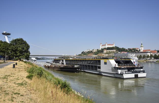 Cruise ship Albertina before its first voyage. 