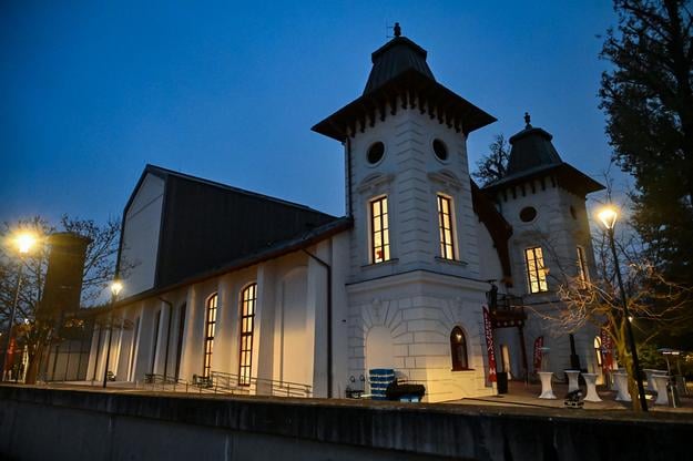 The reconstructed Divadlo Aréna theatre building will serve as one of the venues during the festival.