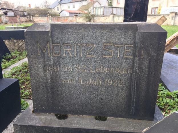 The grave of Moritz Stein.