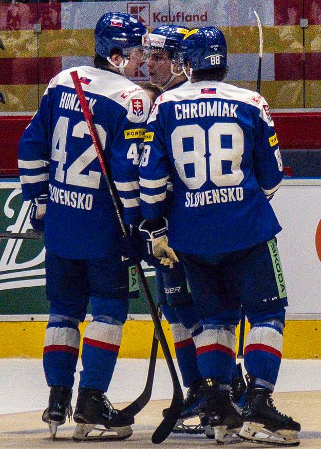 Samuel Honzek, Dalibor Dvorský a Martin Chromiak