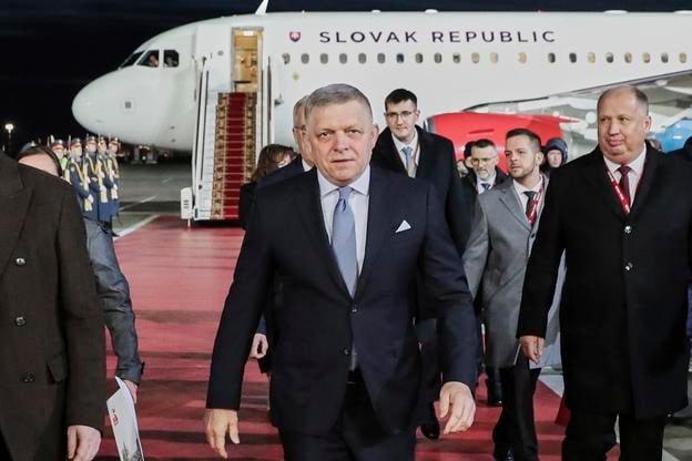 Прем'єр-міністр Фіцо прибуває до Москви