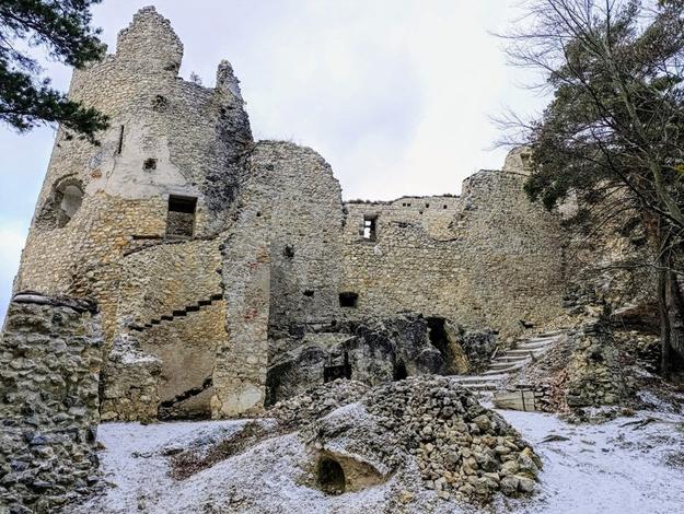 Blatnica Castle