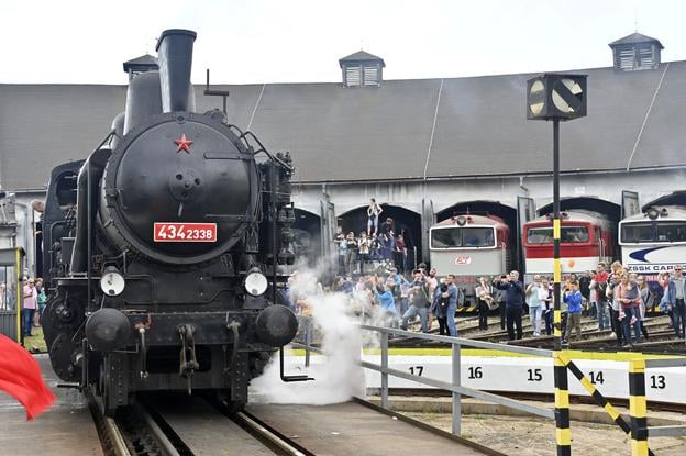 A steam locomotive on a railway turntable during a previoius Rušňoparáda event.