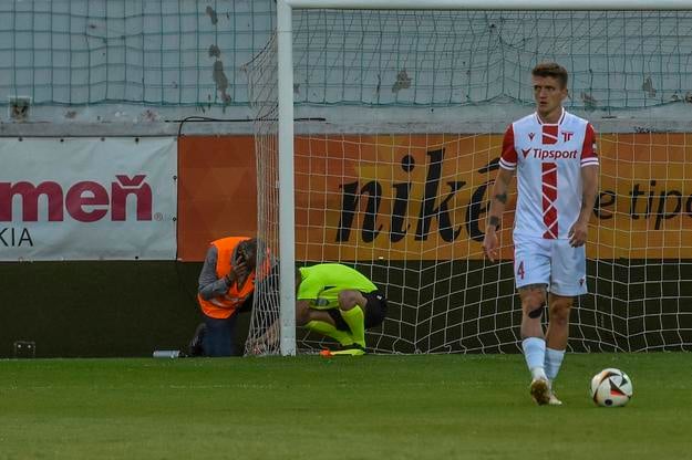 Sean Goss počas prvého barážového súboja.