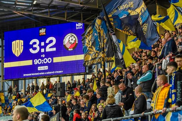 Atmosféra v Dunajskej Strede počas finále baráže.