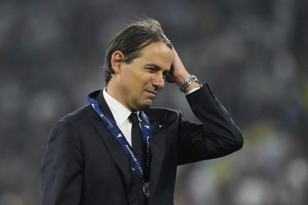Sklamaný tréner Inter Miláno Simone Inzaghi.