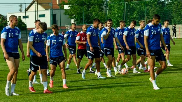 Reprezentanti Slovenska na nedeľňajšom tréningu v NTC Senec.