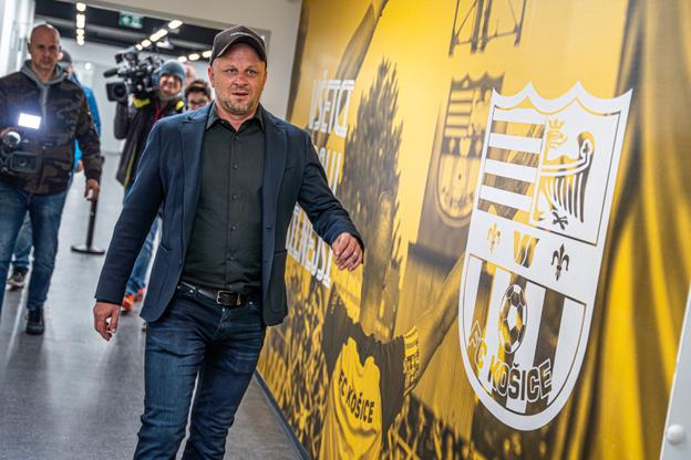 Marek Sapara.