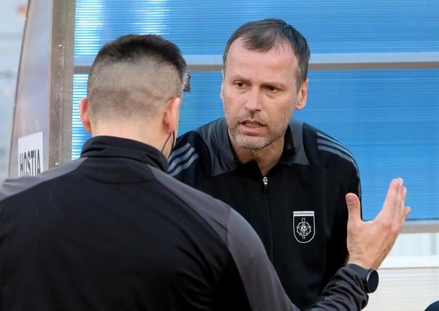 Tréner MFK Ružomberok Ondřej Smetana.
