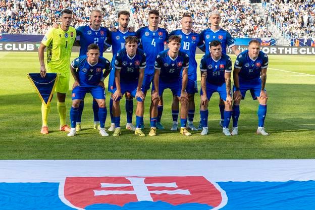 Základná zostava Slovenska pred výkopom stretnutia so Španielskom.