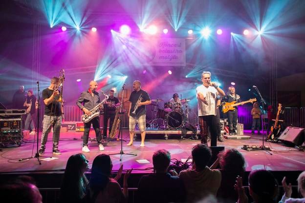 Enjoy the atmosphere of understanding, good music, and vibrant energy in the company of exceptional people.