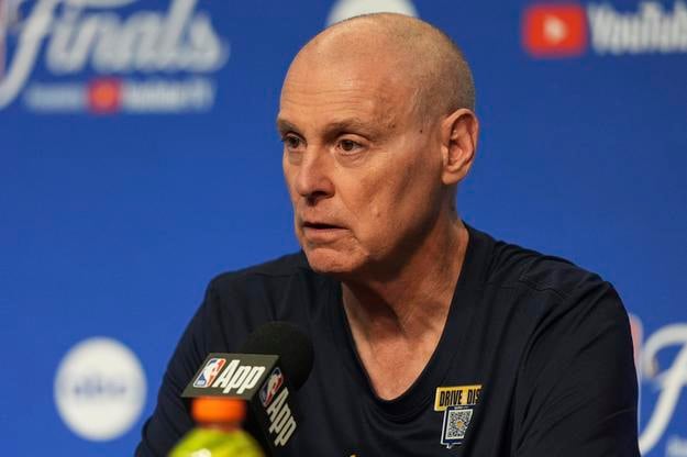 Tréner Indiana Pacers Rick Carlisle.