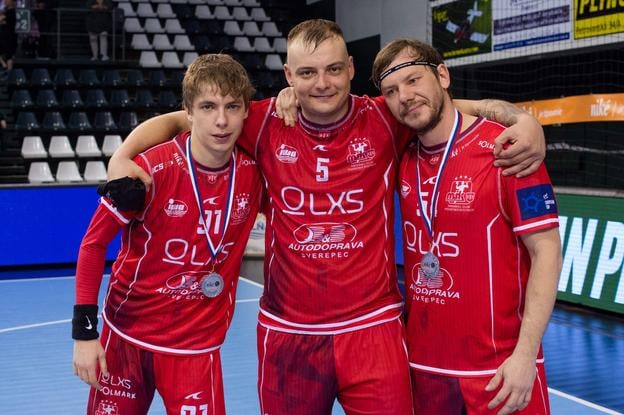 Trojicu (zľava) Marián Gardian, Nemanja Živkovič, Tomáš Vallo už v nasledujúcej sezóne v drese hádzanárskeho vicemajstra SR neuvidíme.