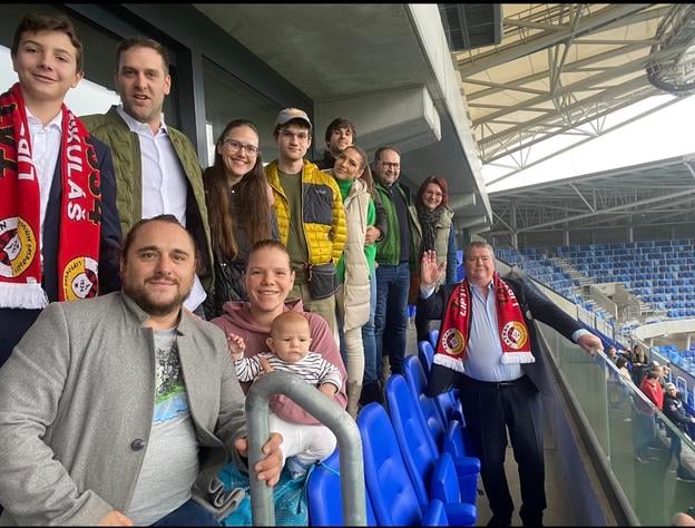 Historický okamih. MFK Tatran sa predstavil na Tehelnom poli a nemohla pri tom chýbať ani celá rodina Milana Mikušiaka.