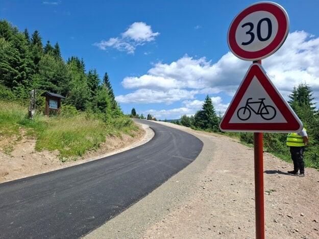 The forest road is perfect for cyclists.