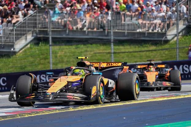 Lando Norris a Oscar Piastri zviedli v Rakúsku niekoľko pekných súbojov.