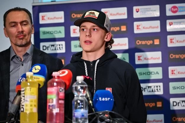 Luka Radivojevič bol kapitán Slovenska na MS do 18 rokov.