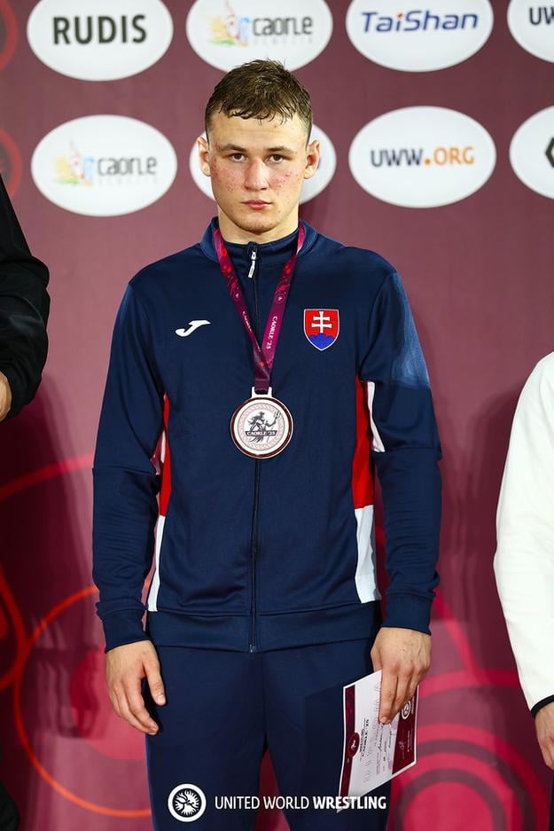 Anton Vyhivskyj s medailou