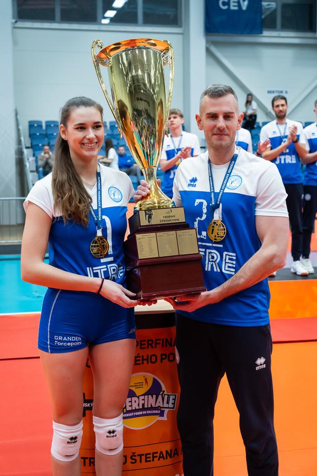 V Niké Slovenskom pohári budú volejbalové tímy znova bojovať o Trofej Štefana Pipu.