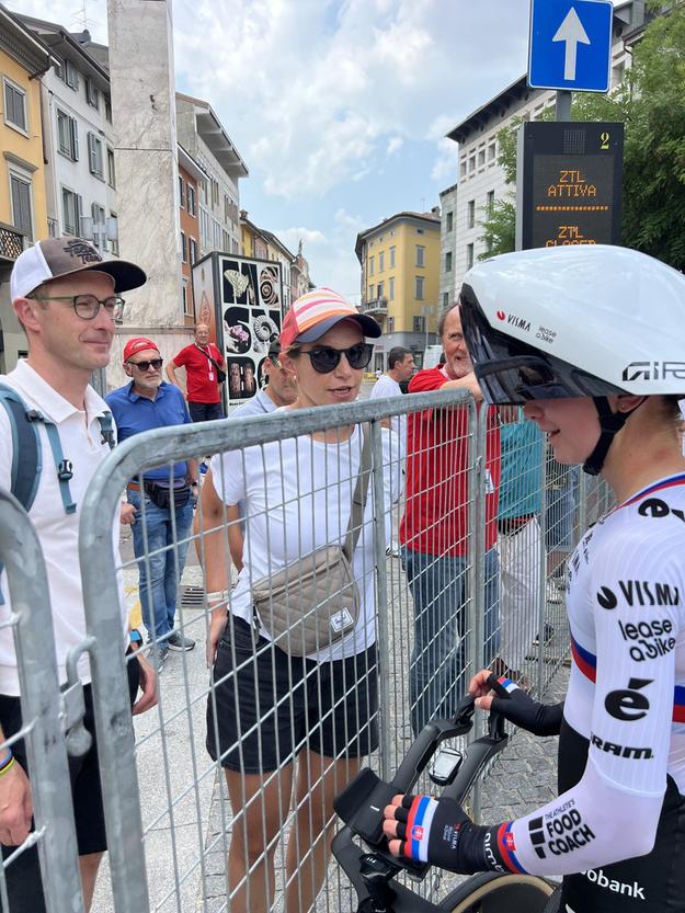 Rodičia Viktórie Chladoňovej nechýbali na Giro d´Italia a boli jej oporou.