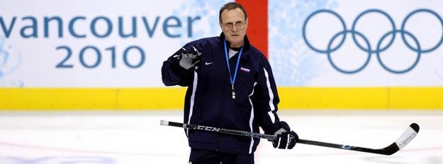 Tréner Ján Filc na tréningu slovenskej hokejovej reprezentácie na zimných olympijských hrách vo Vancouveri  2010.
