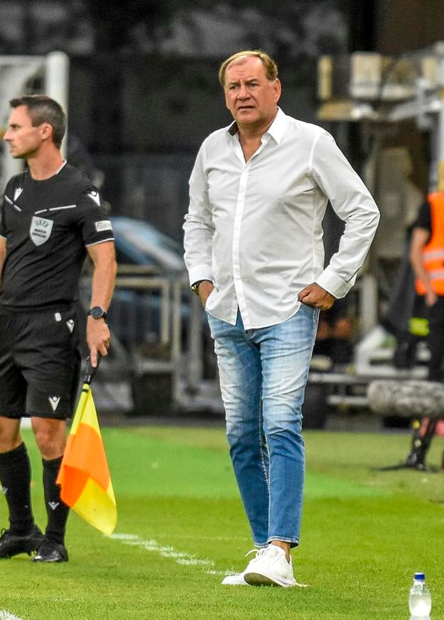 Tréner Slovana Vladimír Weiss.