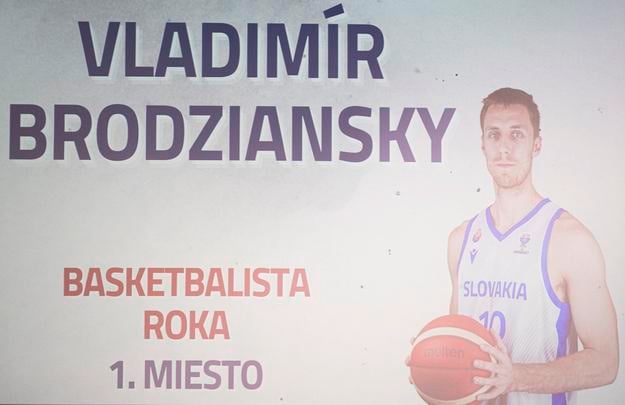 Na snímke fotografia Vladimíra Brodzianského, ktorý dostal ocenenie za najlepšieho basketbalistu roka 2024.