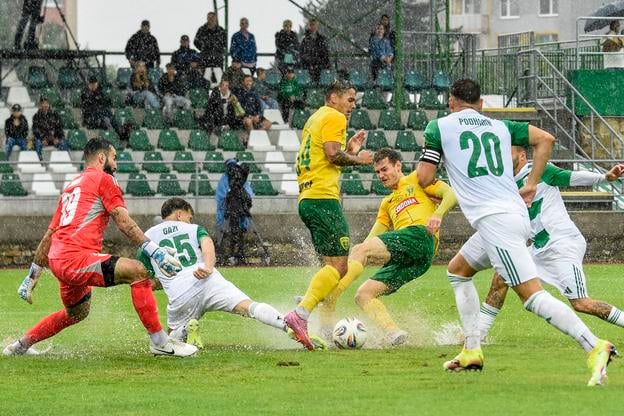 Zápas Skalica - Žilina bol plný osobných súbojov a tiež kurióznych situácií.