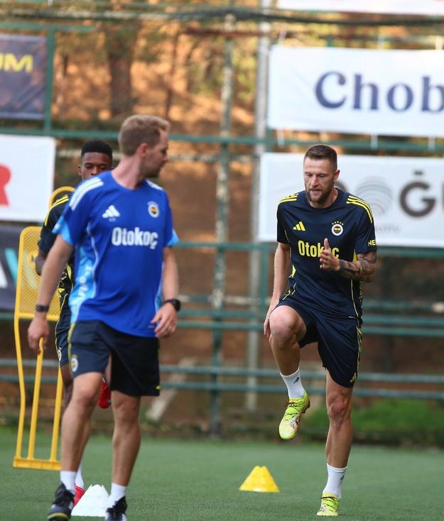 Milan Škriniar na tréningu Fenerbahce po podpise štvorročnej zmluvy.