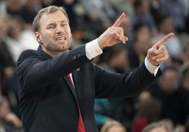 Po skončení hráčskej kariéry sa Gavel vydal na trénerskú dráhu. Hneď vo svojej prvej sezóne ovládol Bundesligu. Vlani sa s Bambergom predstavil aj v Bratislave.