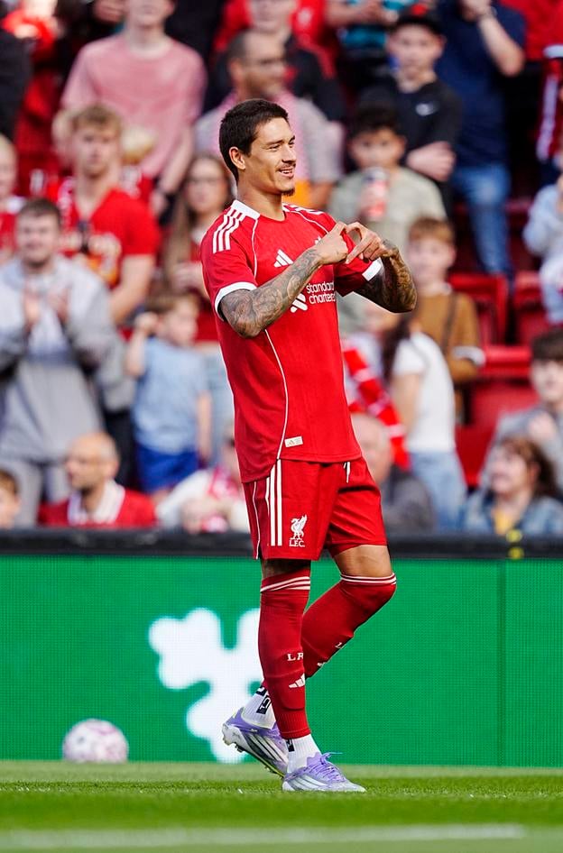 Darwin Nunez sa raduje z gólu počas prípravného zápasu medzi Liverpoolom a Athleticom Bilbao v Liverpoole 4. augusta 2025.