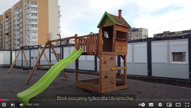 Скриншот фейкового відео про житло для українців у Варшаві.