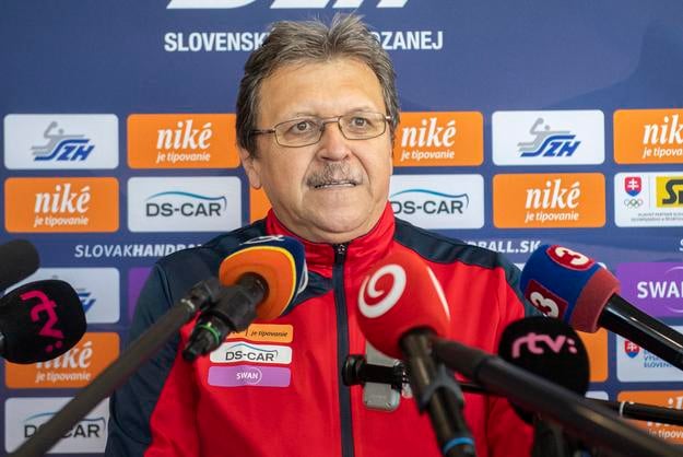 Pavol Streicher v minulosti viedol aj ženskú reprezentáciu hádzanárok Slovenska.