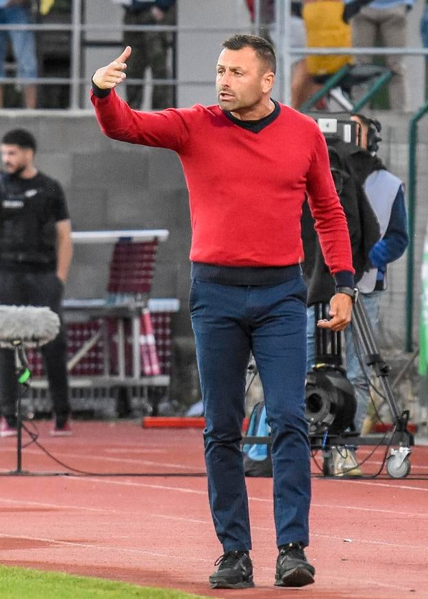 Tréner Skalice David Oulehla.