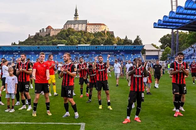 Trnavčania po víťazstve pod Zoborom poďakovali svojim fanúšikom.