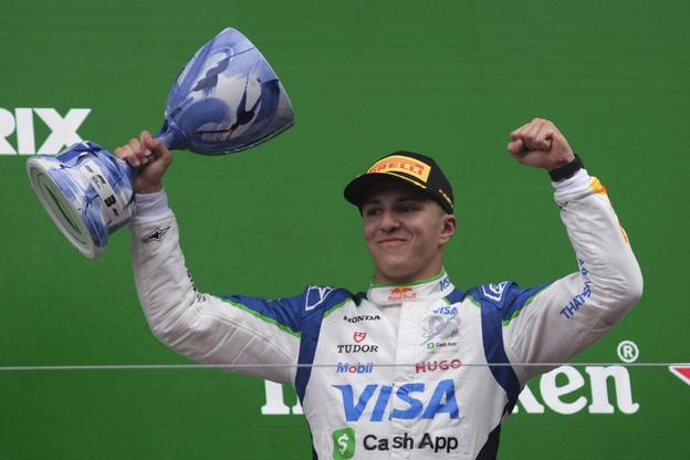 Isack Hadjar z Racing Bulls získal v Holandsku svoje premiérové pódium v F1.
