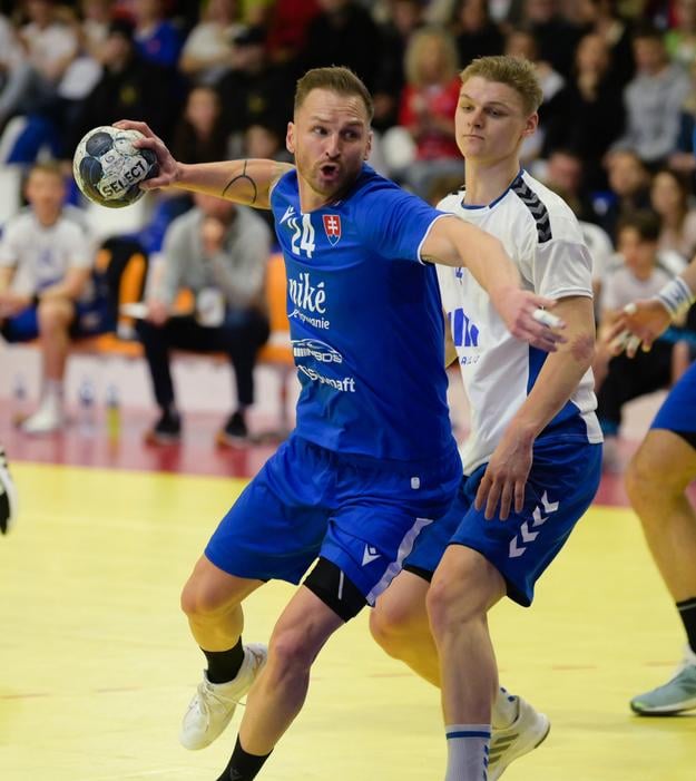 Martin Straňovský v kvalifikačnom zápase ME 2024 proti Fínsku.